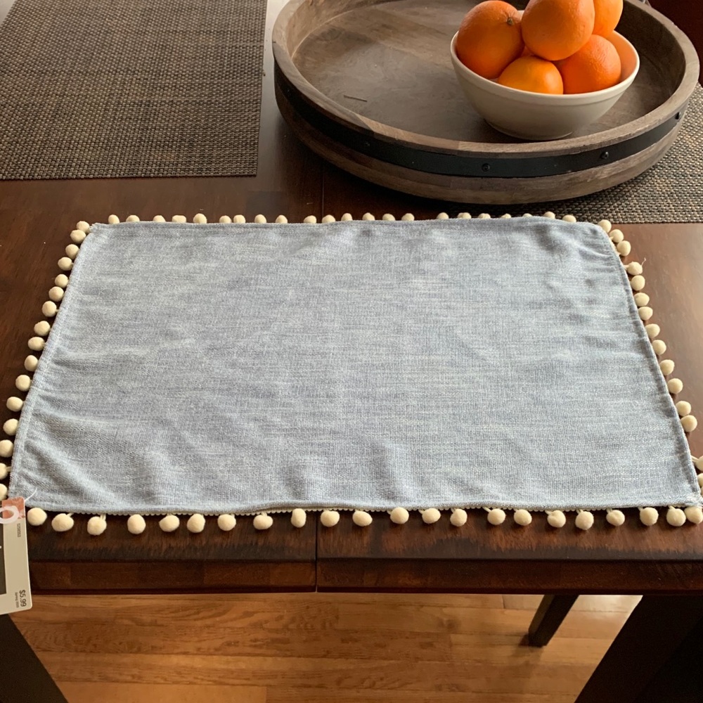 Set of 4 Pom Pom Detailed Placemats